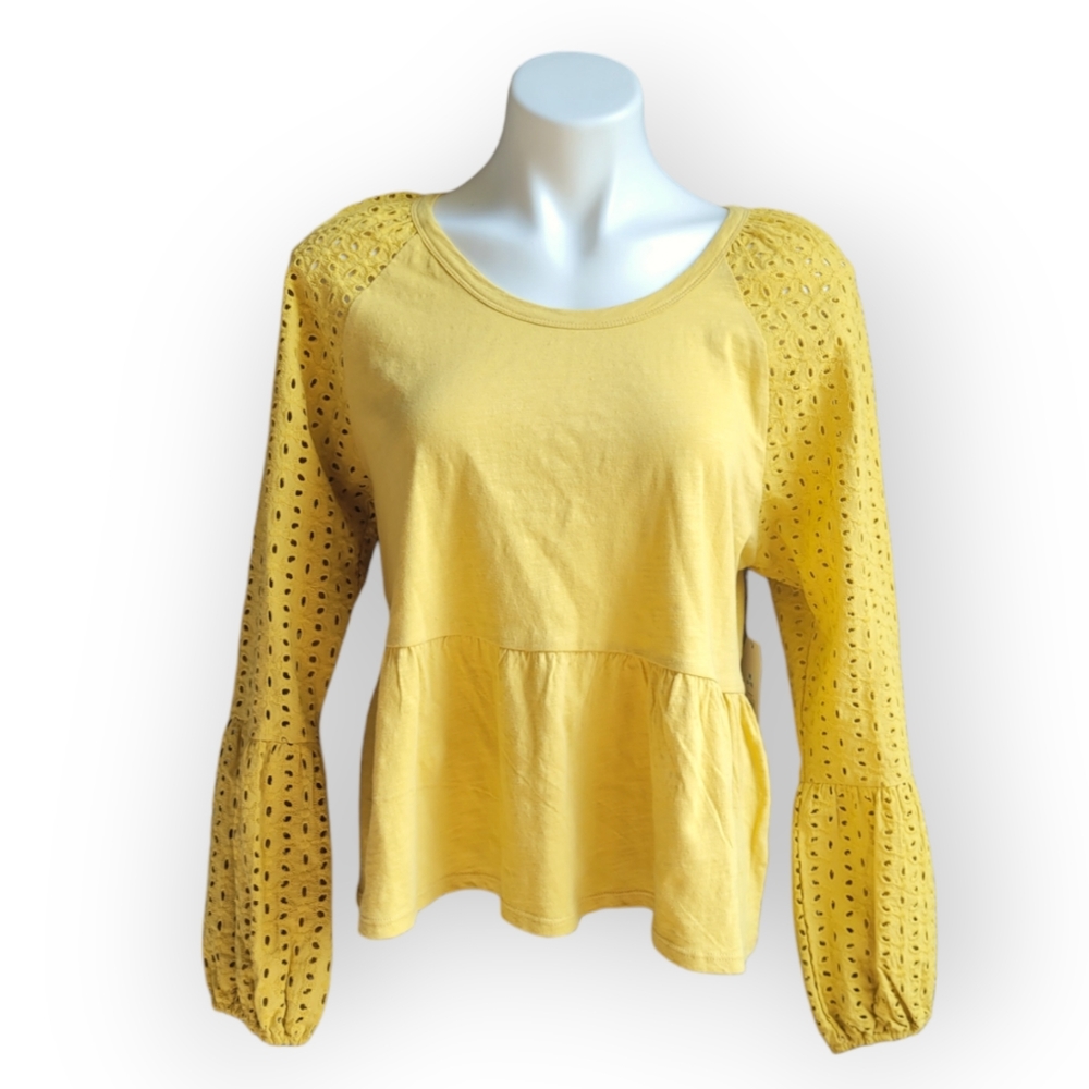 NWT Time and Tru Medium Yellow Long-sleeve Top